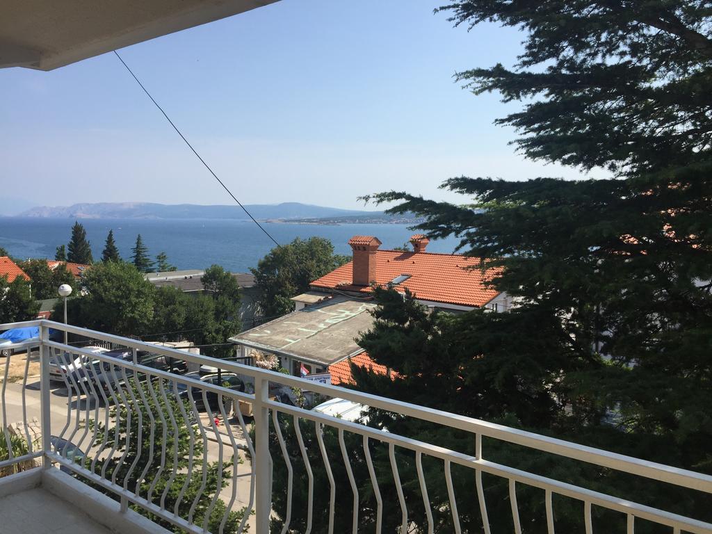 Apartments Villa Ana Dramalj Exterior photo